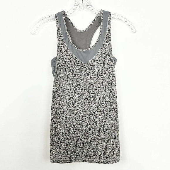 Lululemon Tone It Tank Top Size 2 Gray Fleur Silver Spoon Print w Build in Bra - Picture 1 of 10